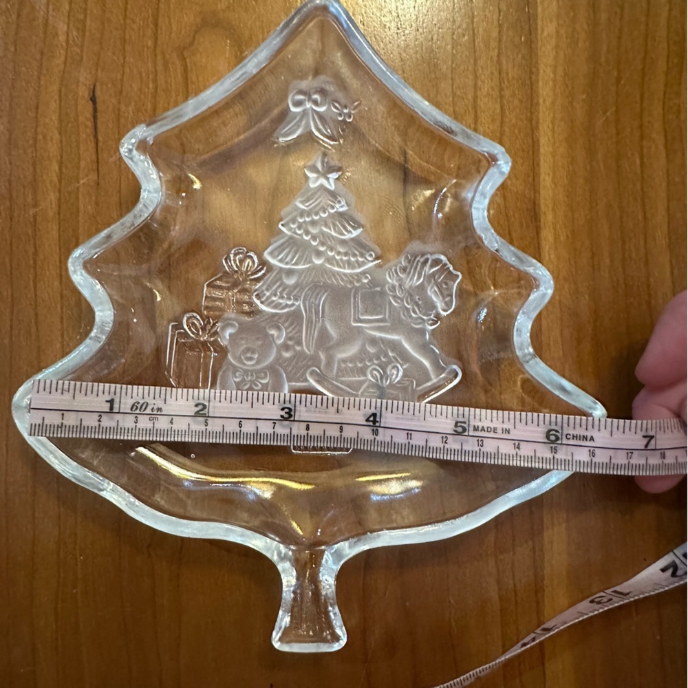 CHRISTMAS tree glass candy dish 🌲 - Picture 3 of 4